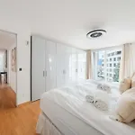 Lägenhet Luxury In With Panoramic Views By Guestlee Montreux