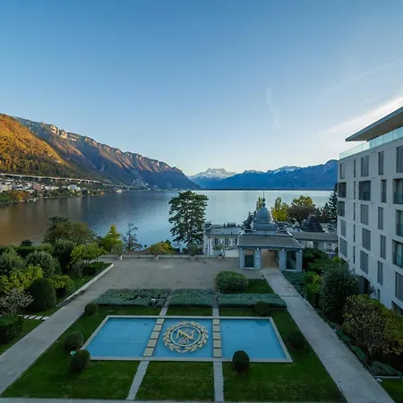 Luxury In With Panoramic Views By Guestlee Montreux