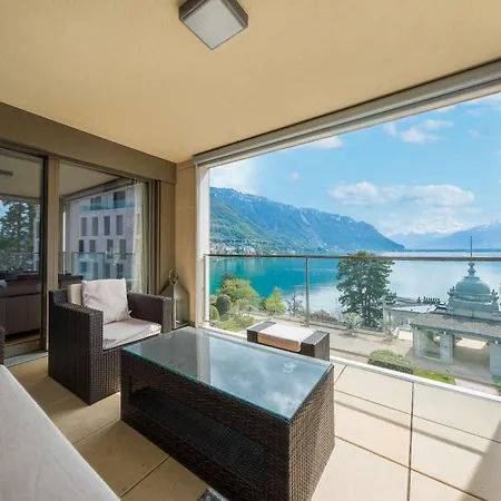 Luxury In With Panoramic Views By Guestlee Montreux