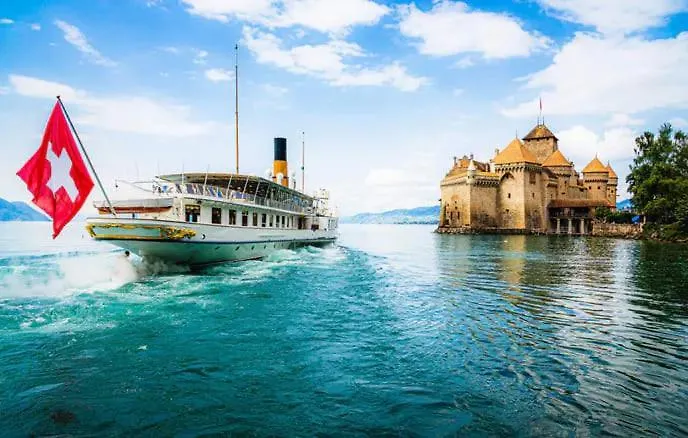 Luxury In With Panoramic Views By Guestlee Daire Montrö