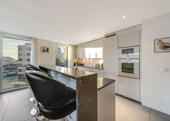 Luxury In With Panoramic Views By Guestlee * Montrö