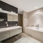Luxury In With Panoramic Views By Guestlee Апартаменты Монтрё