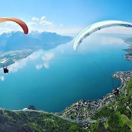 דירה Luxury In With Panoramic Views By Guestlee